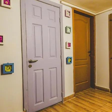 Apartment Center 5
